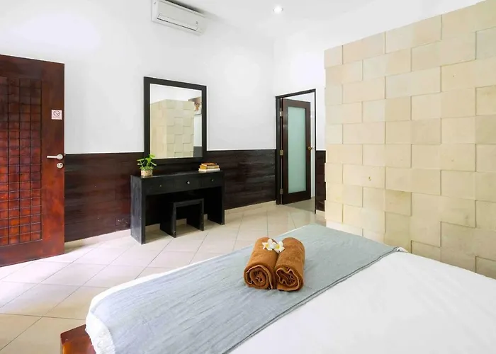 Villa B 2 Bedroom Private Pool & Kitchen Legian Seminyak (Bali)