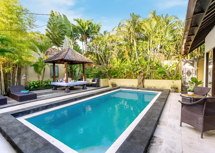 B 2 Bedroom Private Pool & Kitchen Legian Villa