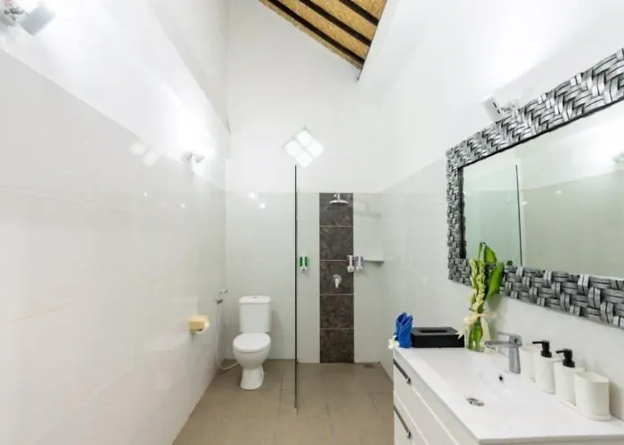 B 2 Bedroom Private Pool & Kitchen Legian Villa *
