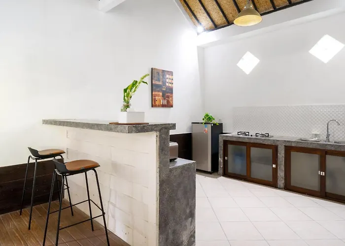 B 2 Bedroom Private Pool & Kitchen Legian Seminyak (Bali)