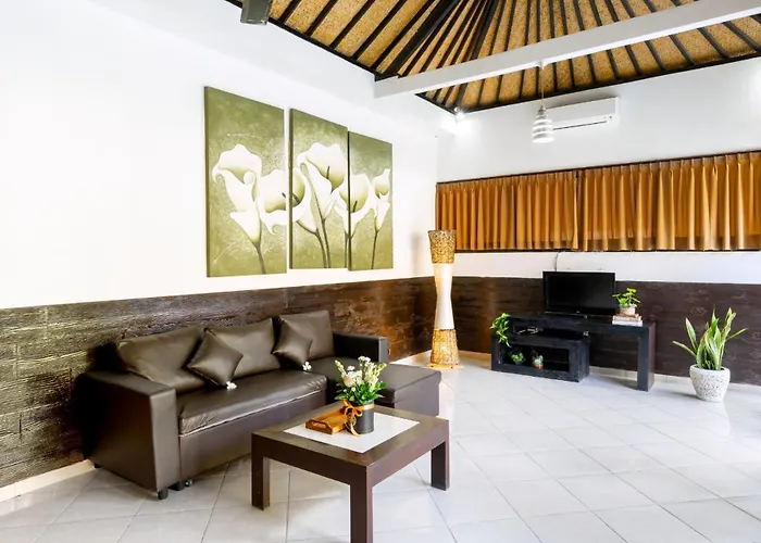 B 2 Bedroom Private Pool & Kitchen Legian